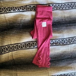 Pink girl ok new old navy leggings with design at bottom
